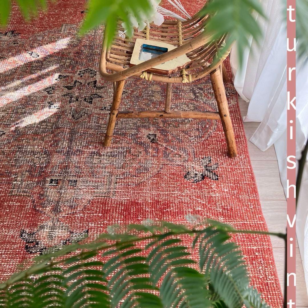 シャビーレッドコーラル116×174ブラック　メダリオン　トルコヴィンテージラグ