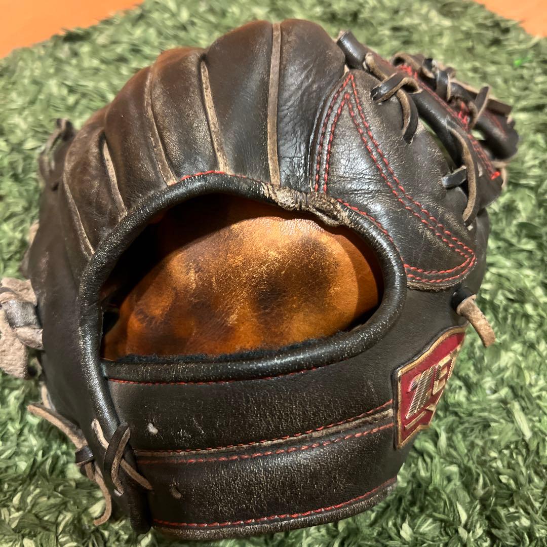 ネオステイタス硬式内野手用グローブ