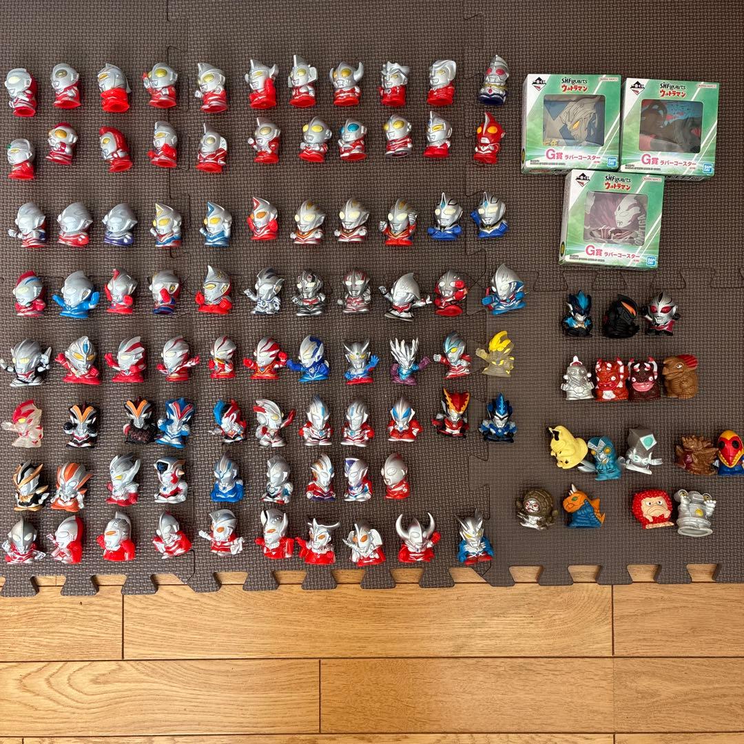 ウルトラマン指人形セット多数