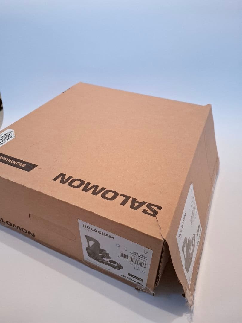 るー　SALOMON HOLOGRAM ほぼ新品