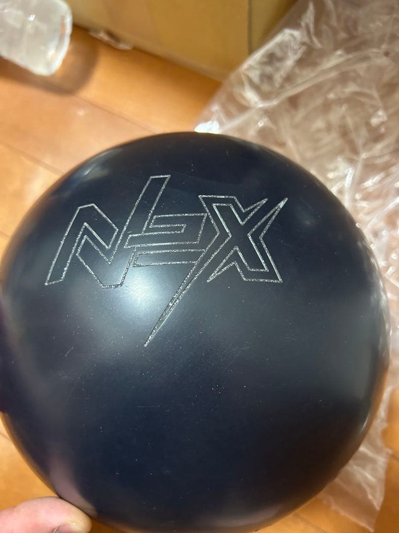 フィジックスブラックアウト　ボウリング