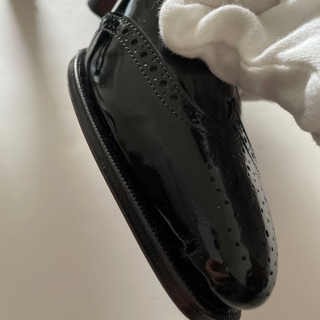 黒エナメル　革靴　CARMINA 23cm ヒール有り