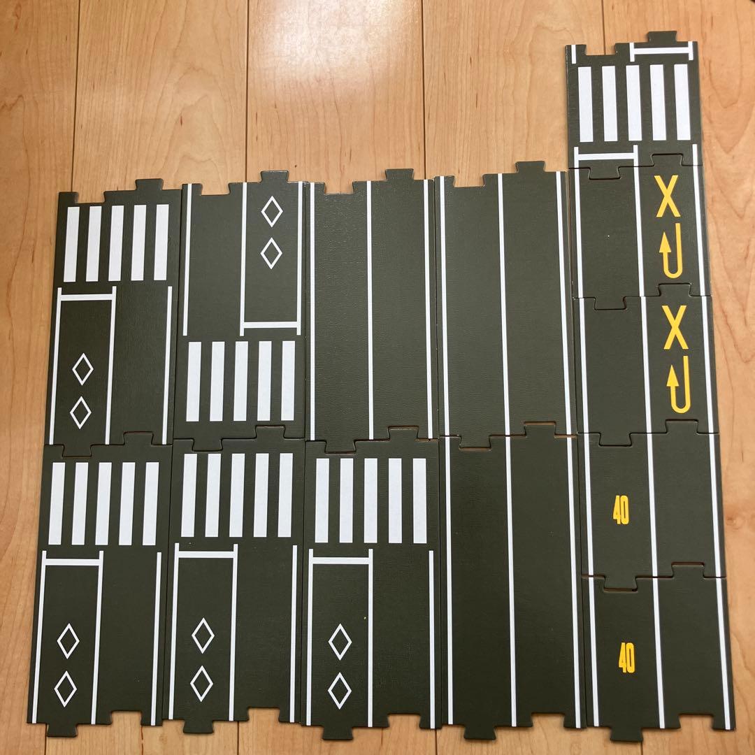 トミカタウン 洗車場 交番 駐車場 信号機×2 歩道橋 つながる道路