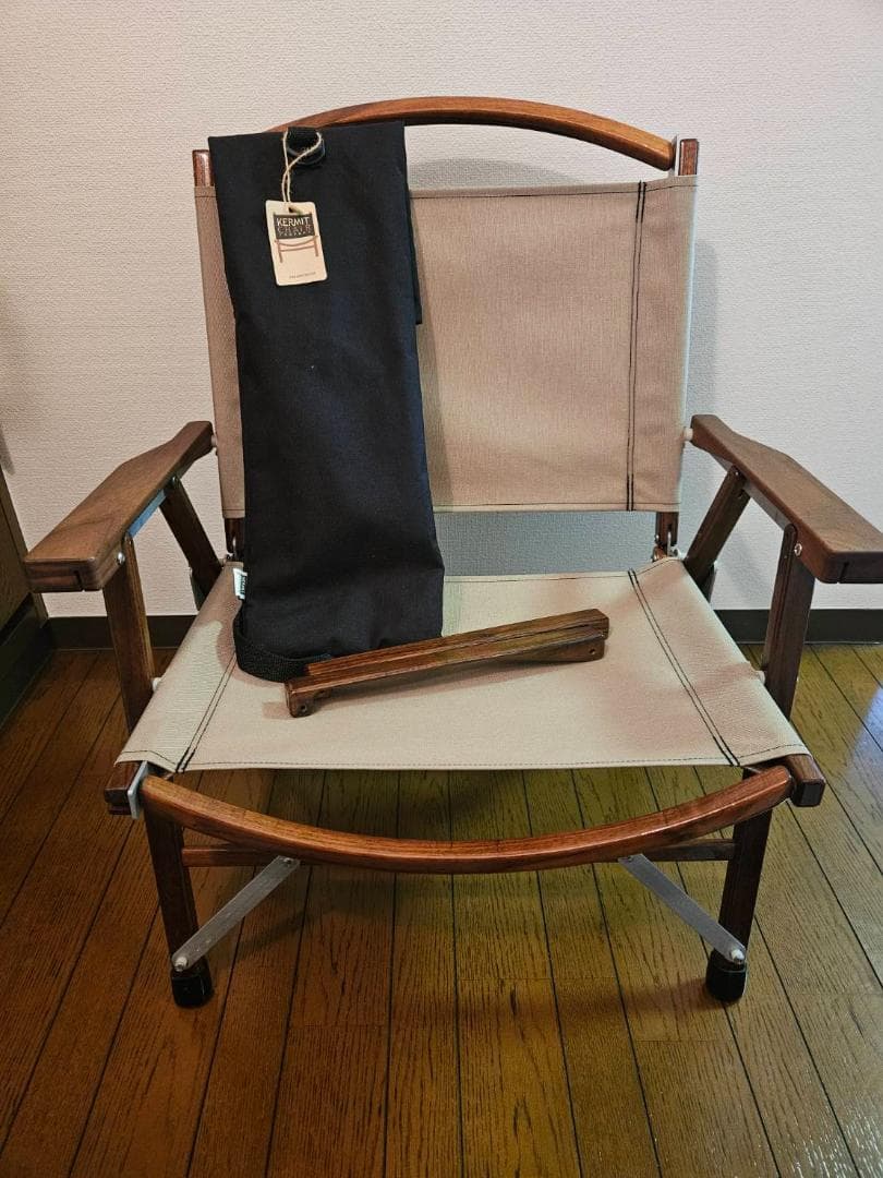 カーミットチェア　スタンダード ウォールナット　hiijiraku novita