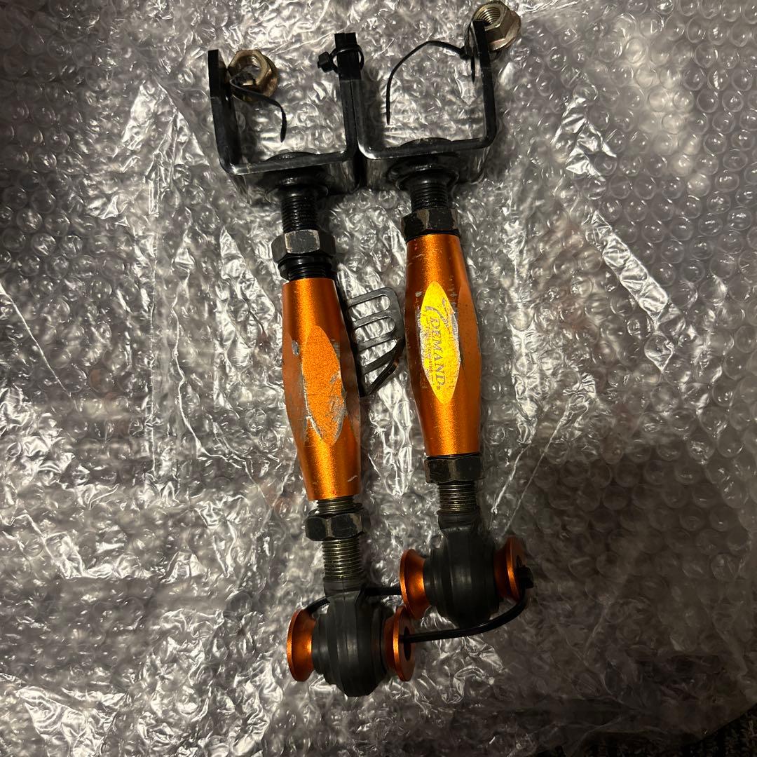 ストリーム T-DEMAND リアアッパーアーム