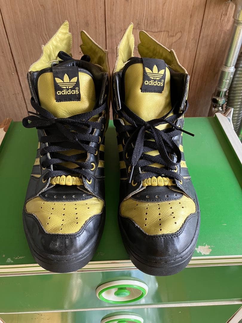 adidas ジェレミースコット黒/黄 ハイカット バスケットシューズ