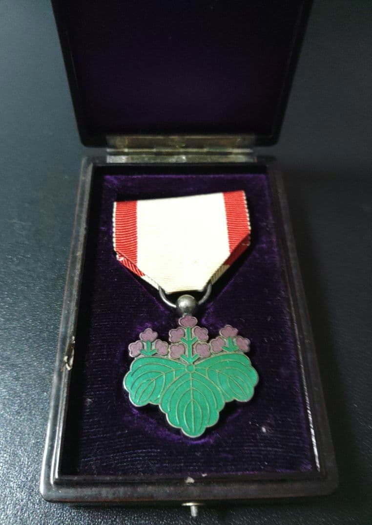 【✨希少品✨】勲七等青色桐葉章（くんしちとうせいしょくとうようしょう）　箱付