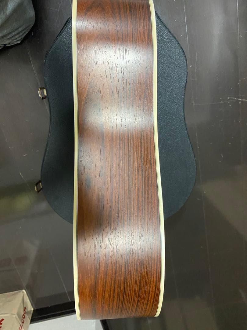 アコースティックギター　morris