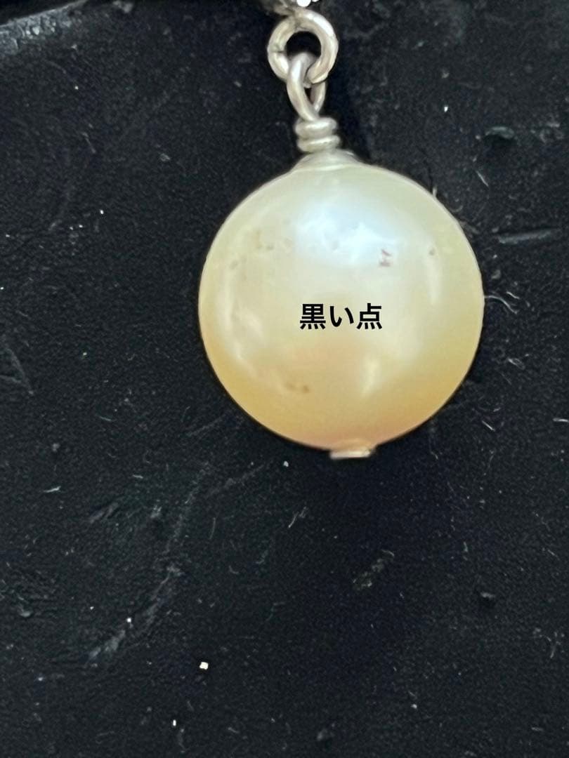 CHANEL パールピアス ロゴチャーム付き　片耳