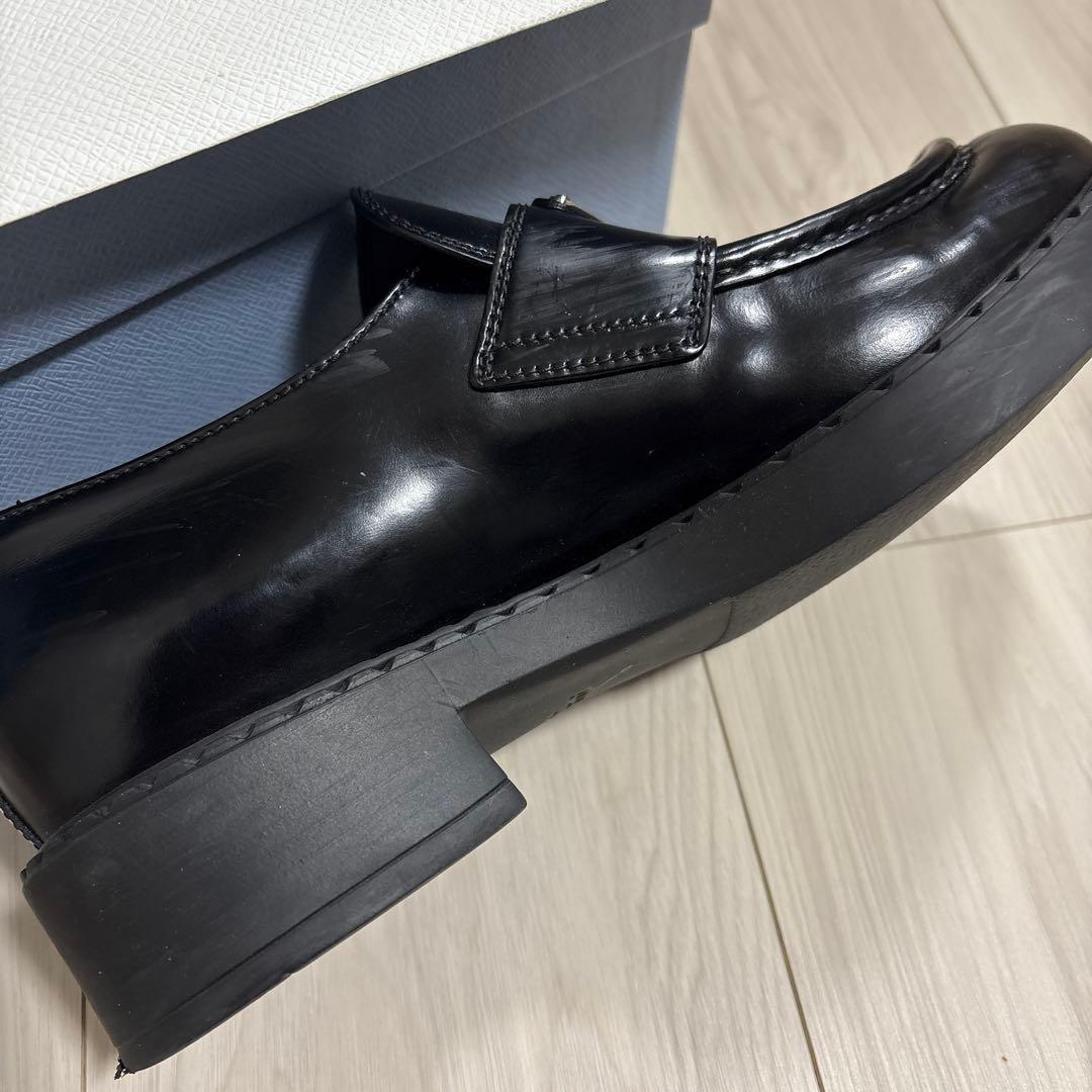 PRADA チョコレート ブラッシュドレザー ローファー　正規品