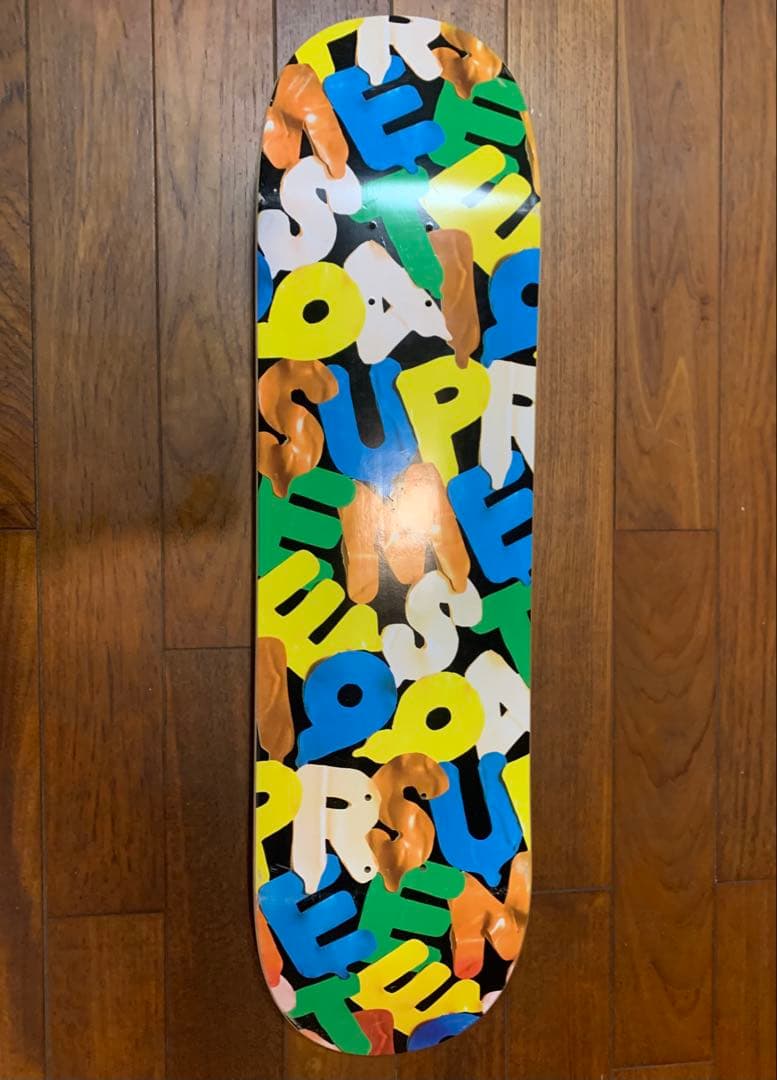 新品 Supreme デッキ 8.25
