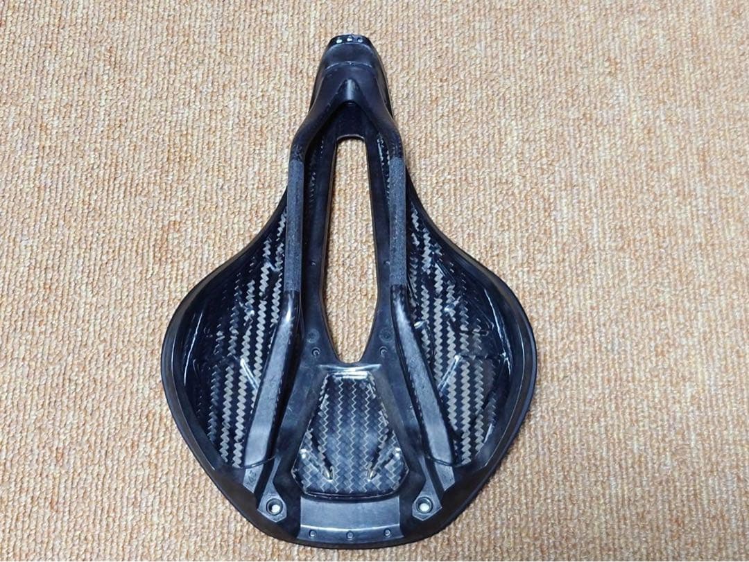 スペシャライズド　S-WORKS パワーサドル　143mm