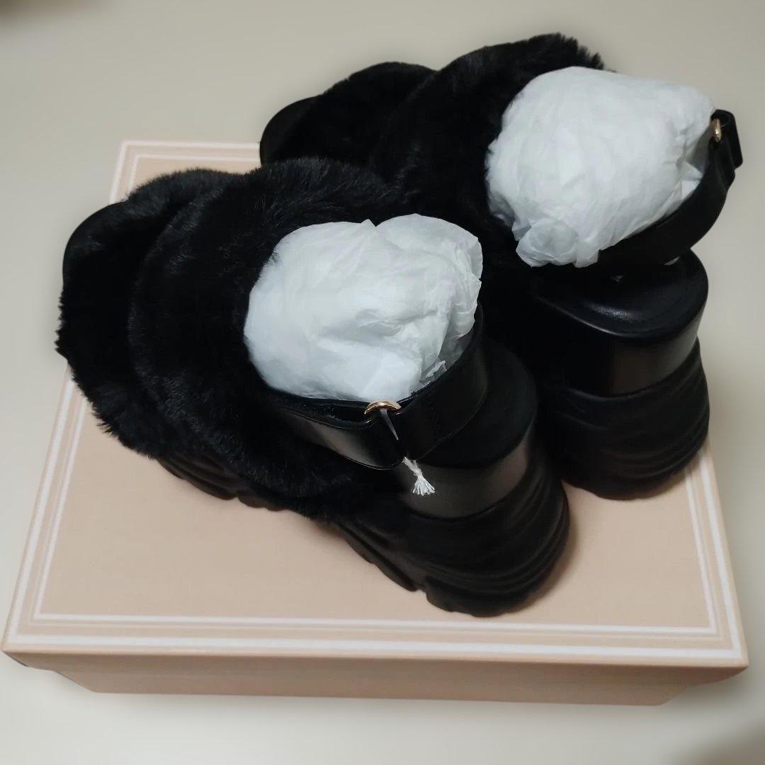 R＆Eブラックファープラットフォームサンダル23.0~24.0