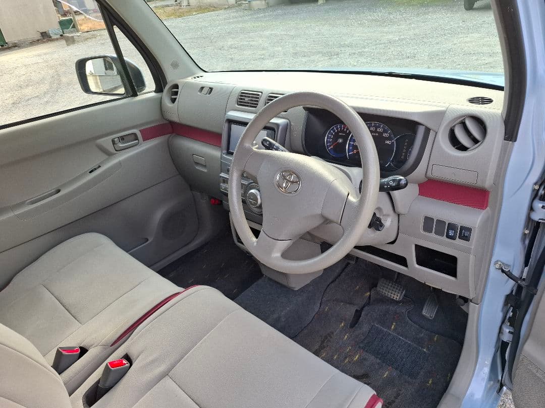 トヨタ ピクシス スペース　ムーヴコンテ 車検8年8月　千葉県