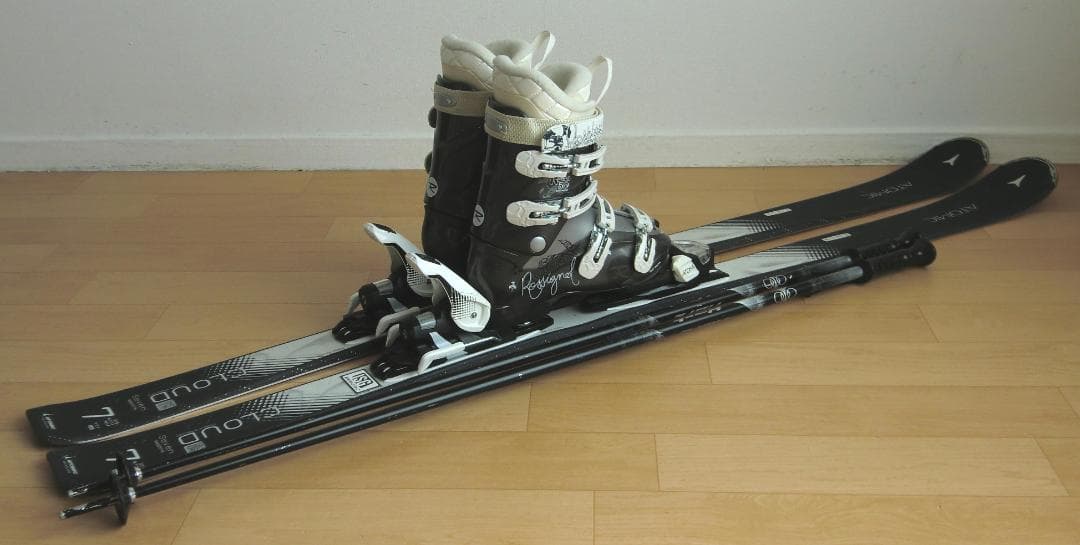 ■■送料無料■ATOMIC■女性用スキーセット■板155靴25.5■メンテ付■■