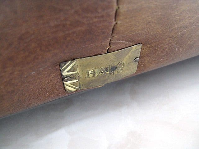 イギリス　ハロ「フリーマーケット」総革1人掛けソファ 　アームチェア/本革ソファ