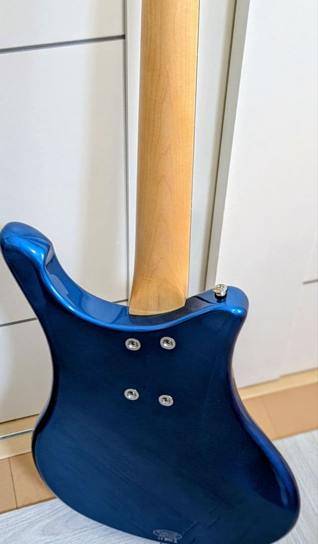 YAMAHA ヤマハ　SBV550 エレキギター　ブルー　動作未確認