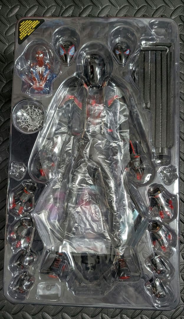 ホットトイズ　スパイダーマン（マイルス・モラレス２０２０スーツ版）