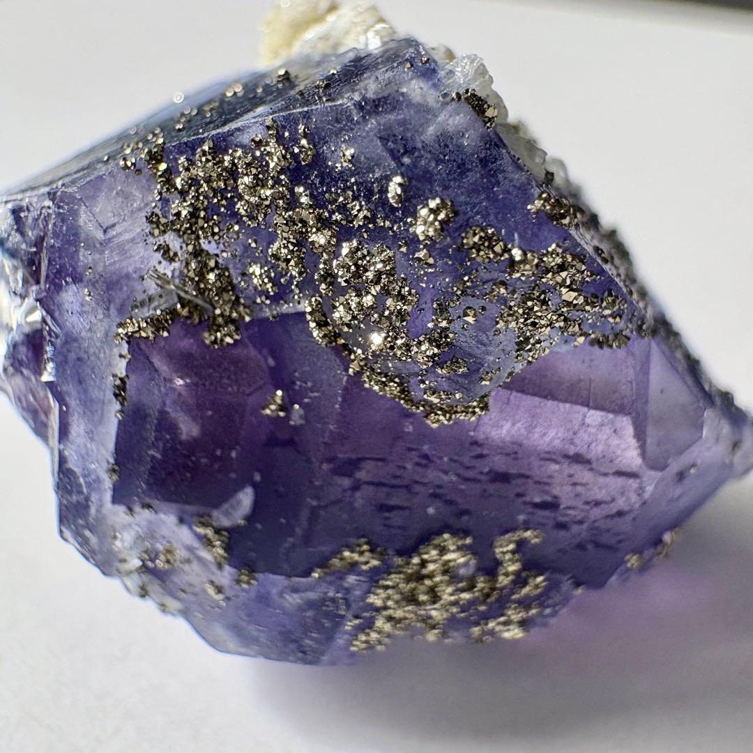 515 中国 内モンゴル産 レアタイプ フローライト&パイライト