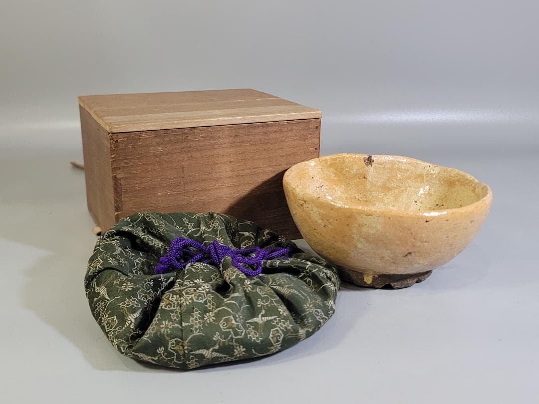 茶道具 古萩 沓茶碗 時代物 DT252