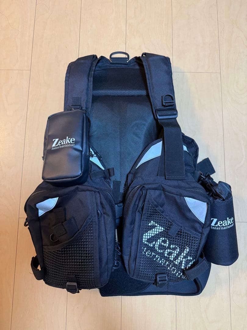 Zeake ジーク　ゲームベスト　美品