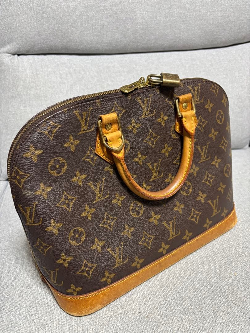 LOUIS VUITTON アルマ モノグラム