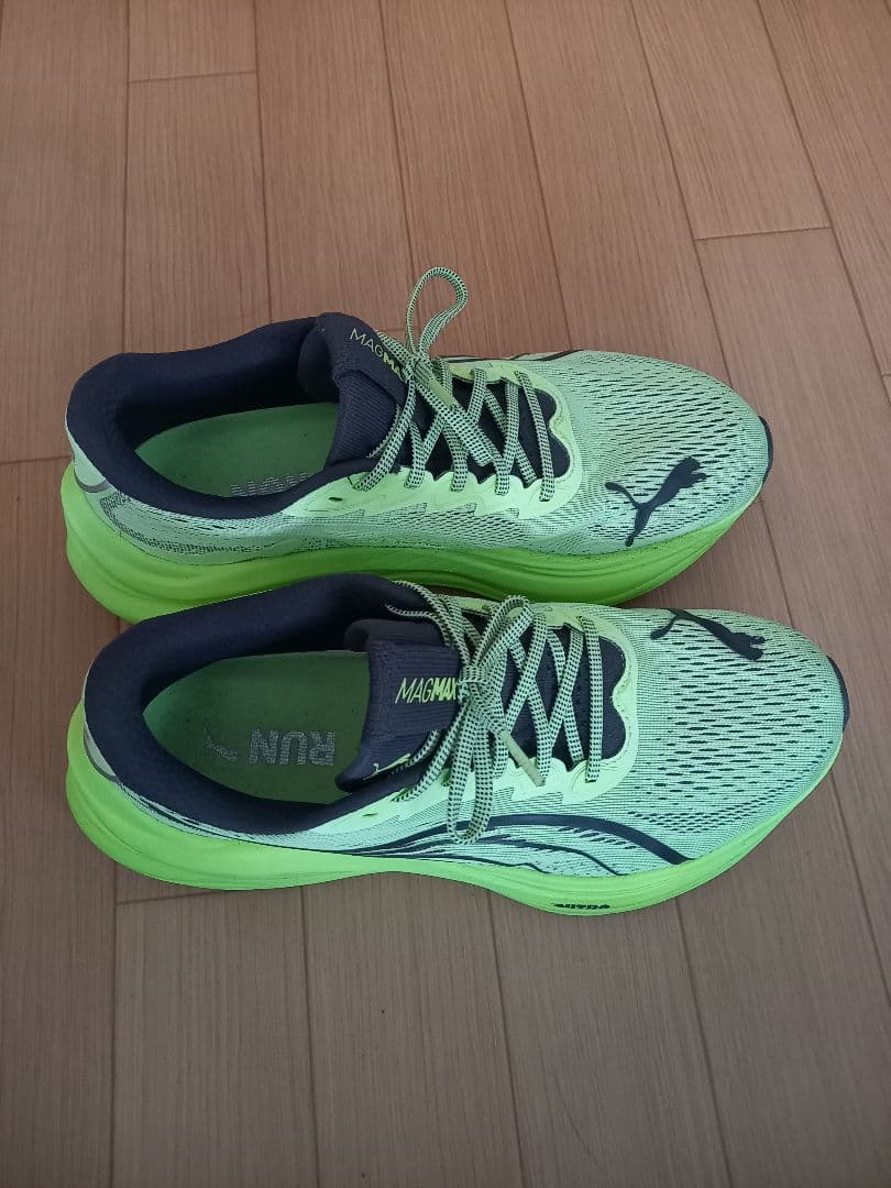 プーマ　マグマックスニトロ　26.0cm