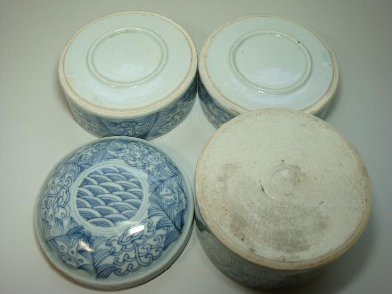 鉢■古伊万里 古い染付三段重 青海波文様 重鉢 花唐草 古陶磁器 時代物 骨董■