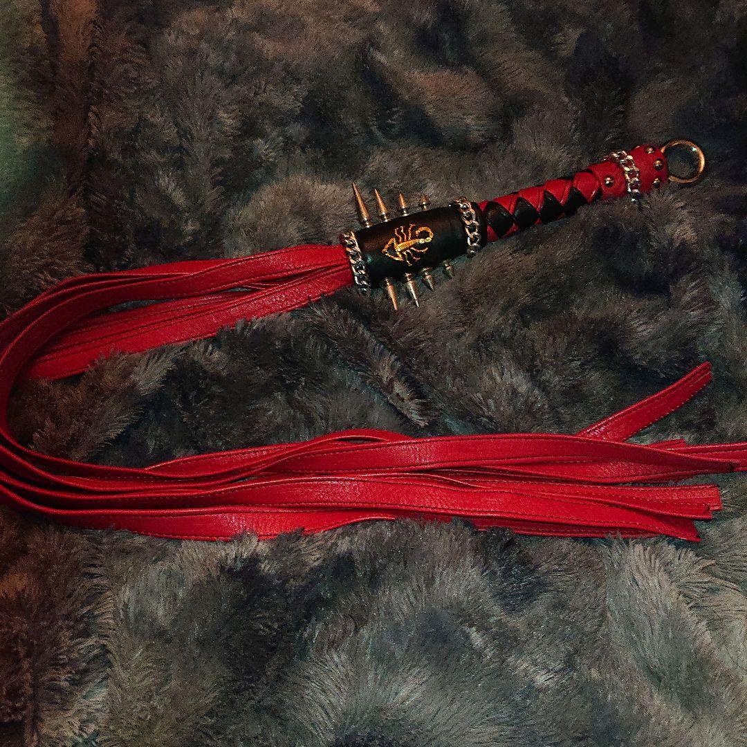 紅蠍様　本格バラ鞭＆首輪セット　激レア!!!