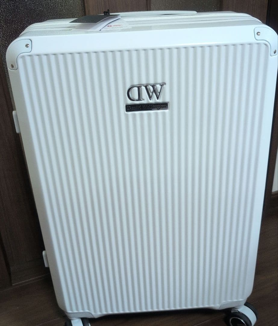 新品未使用 Daniel Wellington キャリーカート