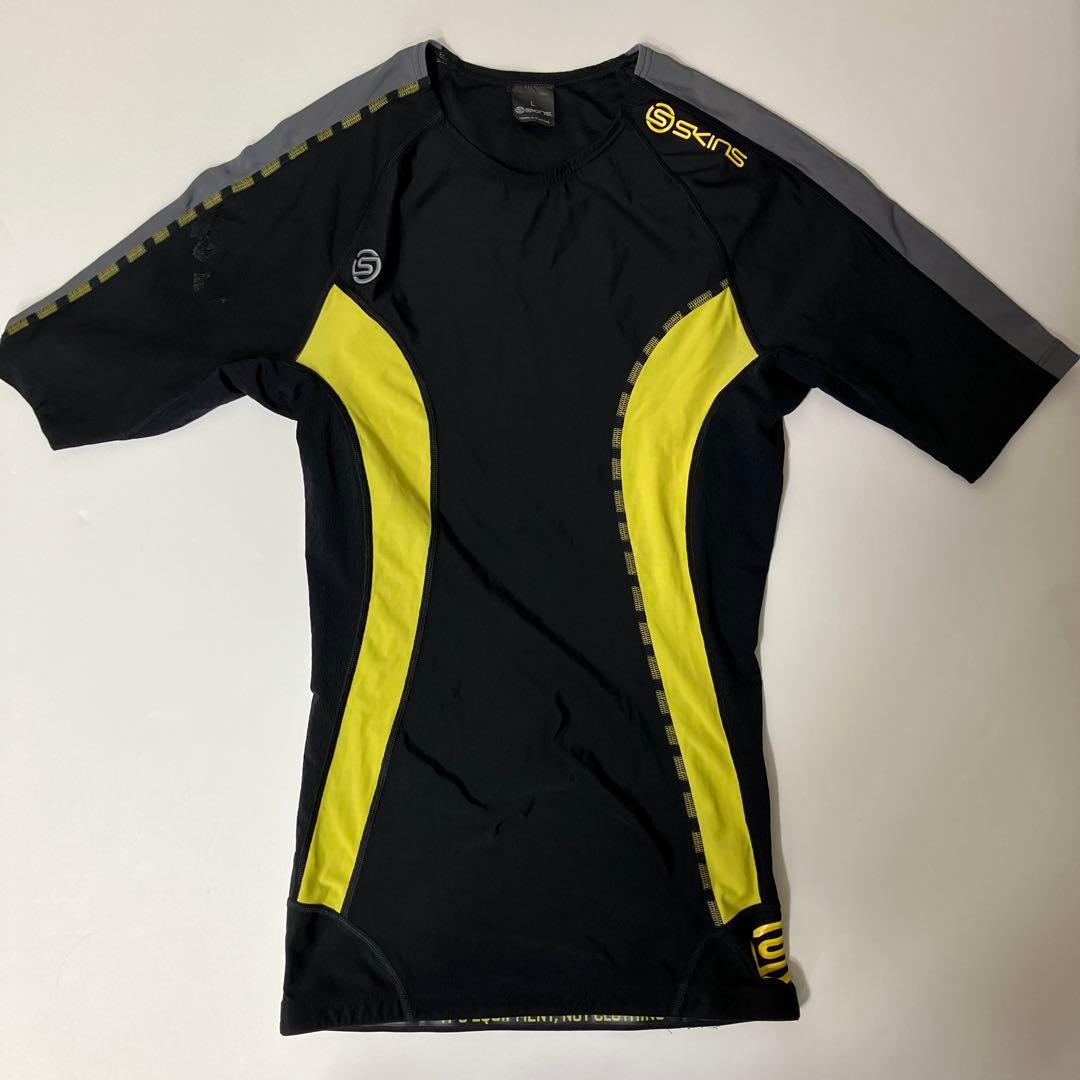 SKINS　7点　フルセット　デサント　スポーツウェア　スキンズ