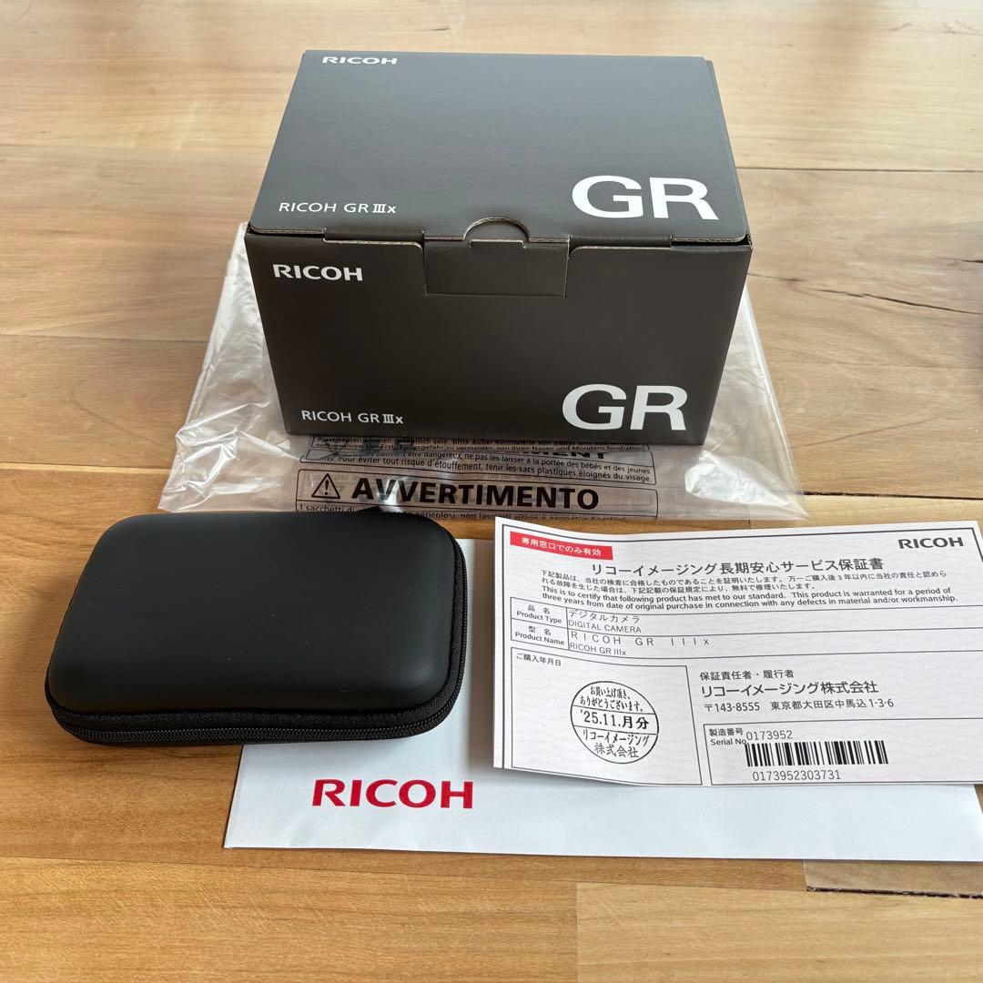 【極美品】 RICOH GRIIIx 【2025年11月分　付属品多数】