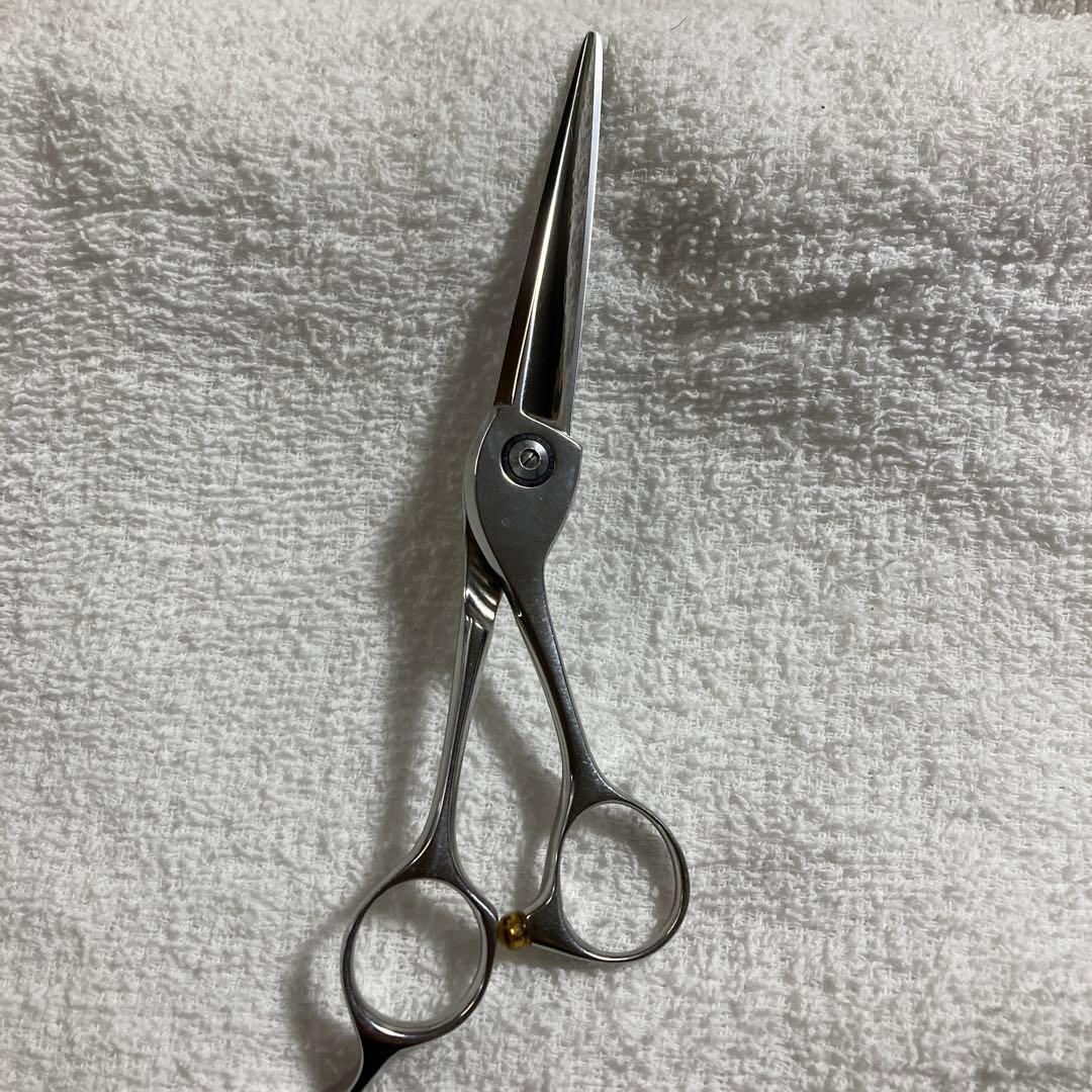 【*】様 Toginon 美容師専用　Scorpion シザー 5.5？インチ