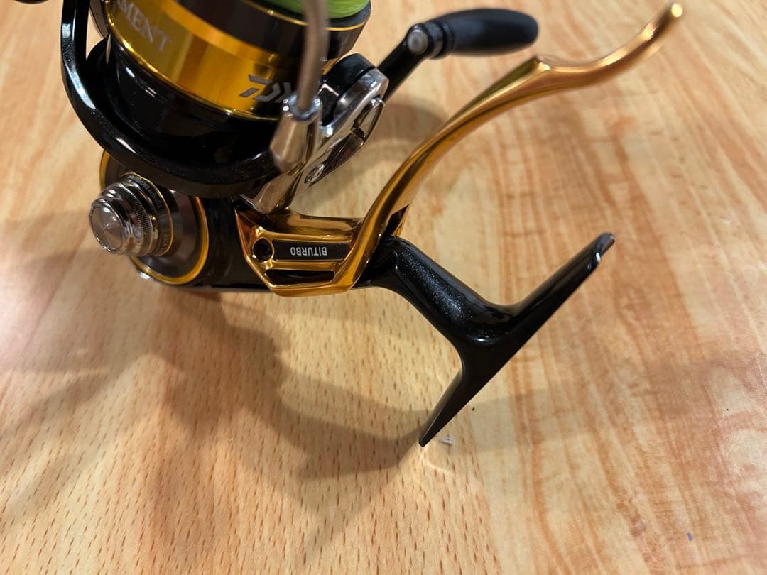 ダイワ 22トーナメントiso 2500XH-LBD