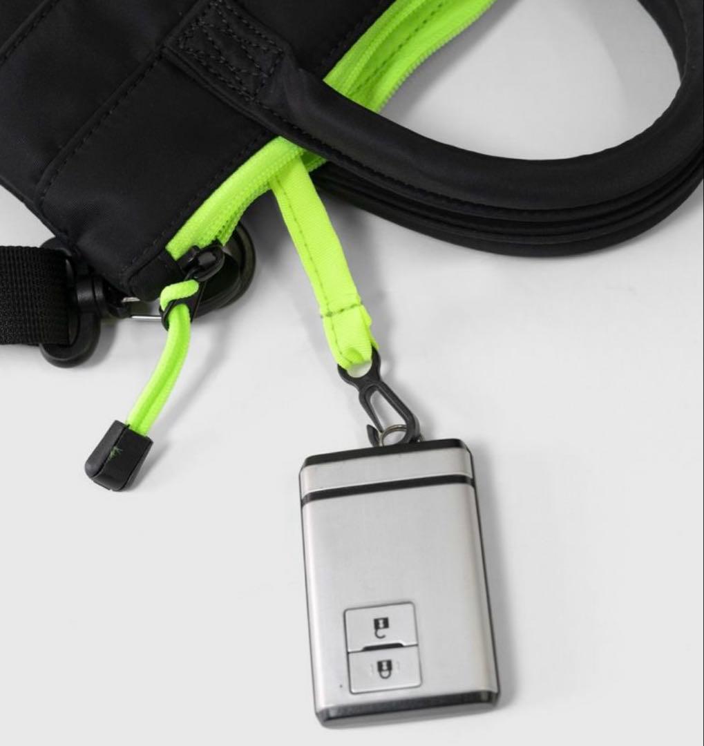 OUTDOOR PRODUCTS × 木梨サイクル コラボミニヘルメット　バッグ