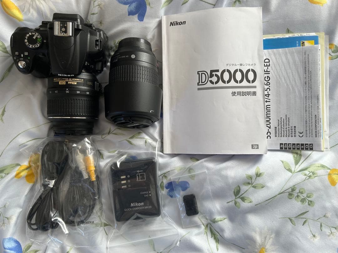 【最終値下げ】Nikon デジタル一眼レフカメラ D5000 ダブルズームキット