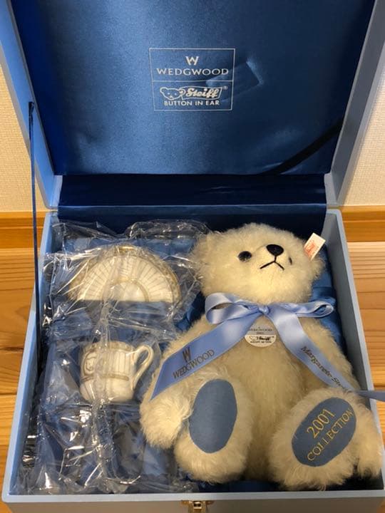 シュタイフ⭐︎ウエッジウッド⭐︎2001年限定⭐︎テディベア