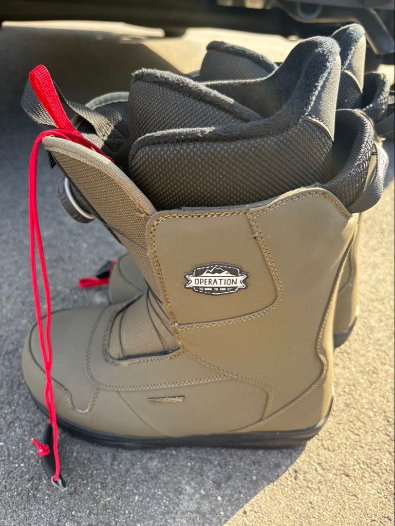 スノーボードブーツ　25.0cm