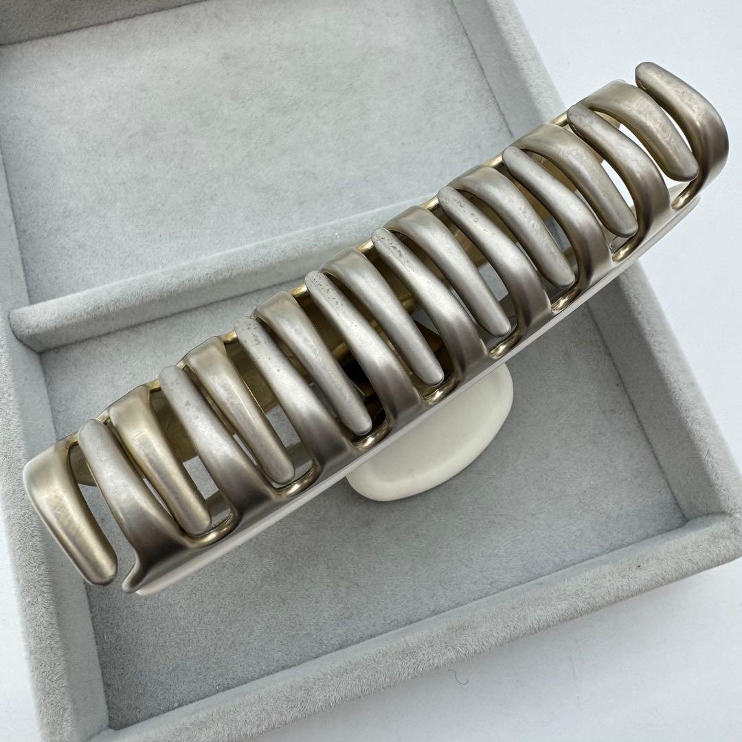 【人気】alexandre de paris ヘアクリップ　ホワイト　ゴールド