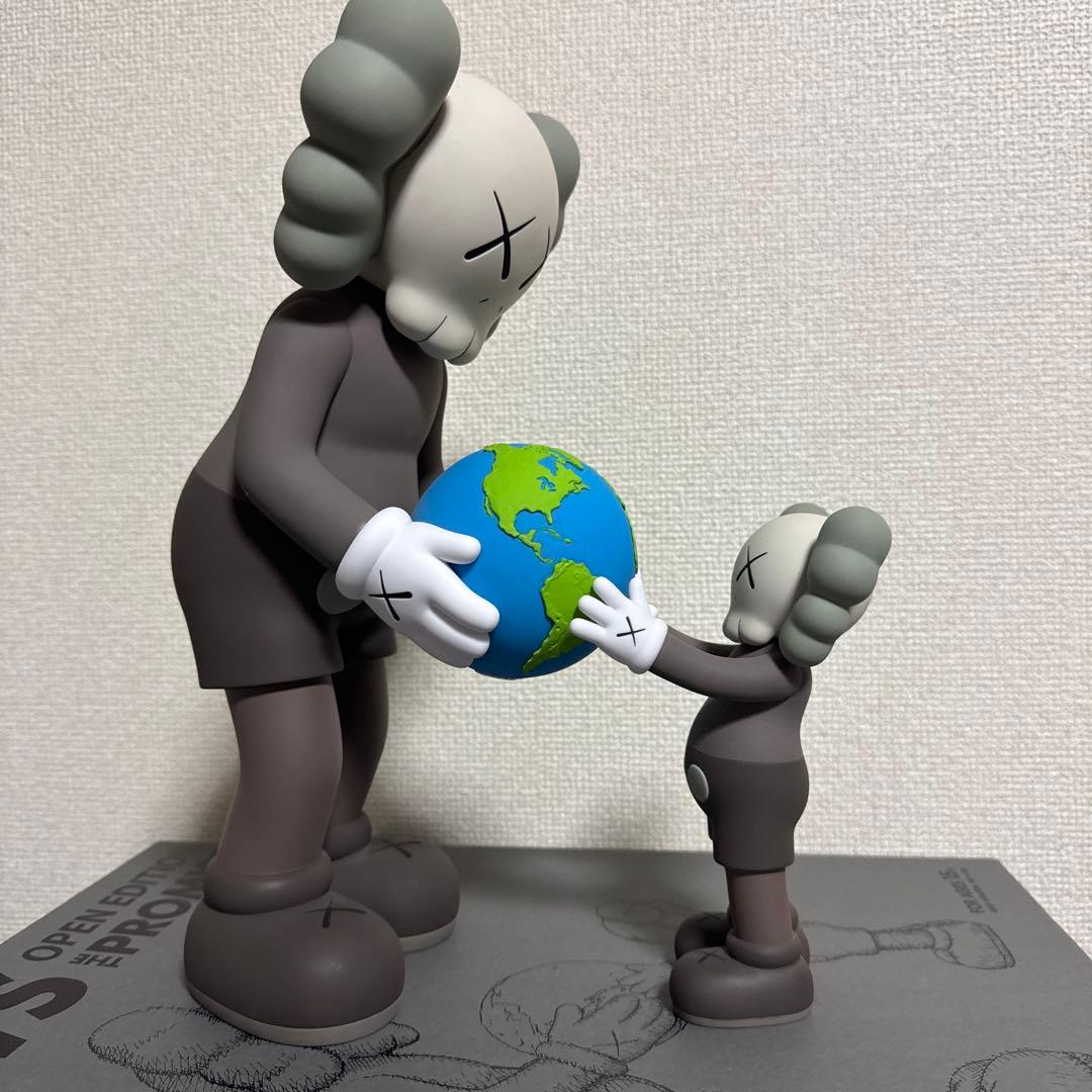 KAWS THE PROMISE フィギュアセット　オープンエディション