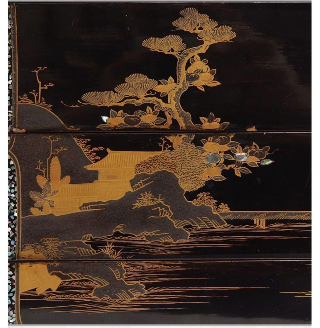 送料無料　旧家蔵出　江戸時代　螺鈿蒔絵山水楼閣文4重箱　合箱