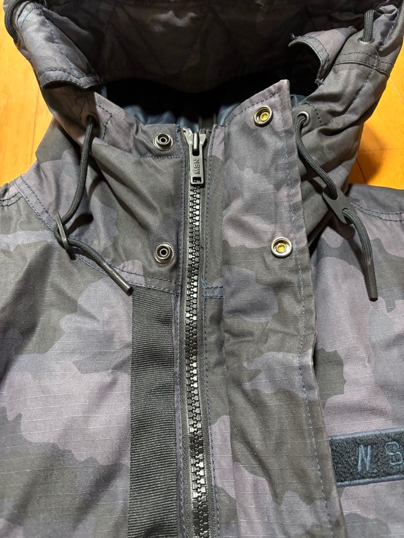 迷彩柄 NSW モッズコート　ナイキ　カモフラ　シンセティック　フィルパーカー