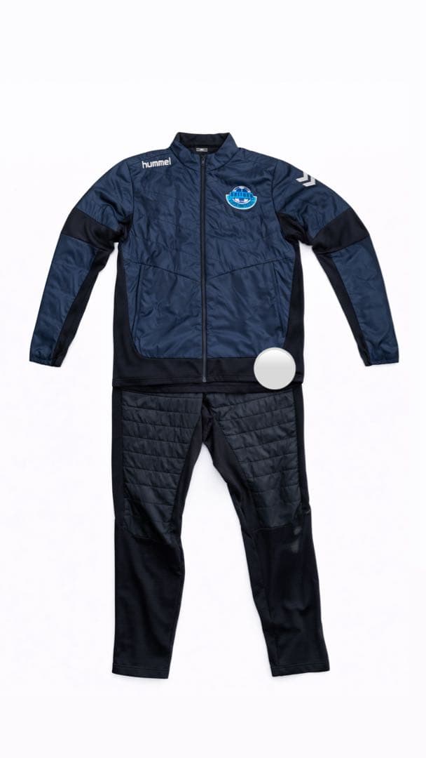 成徳深谷高校 サッカー部 ウィンドブレーカー　上下セット hummel 支給品