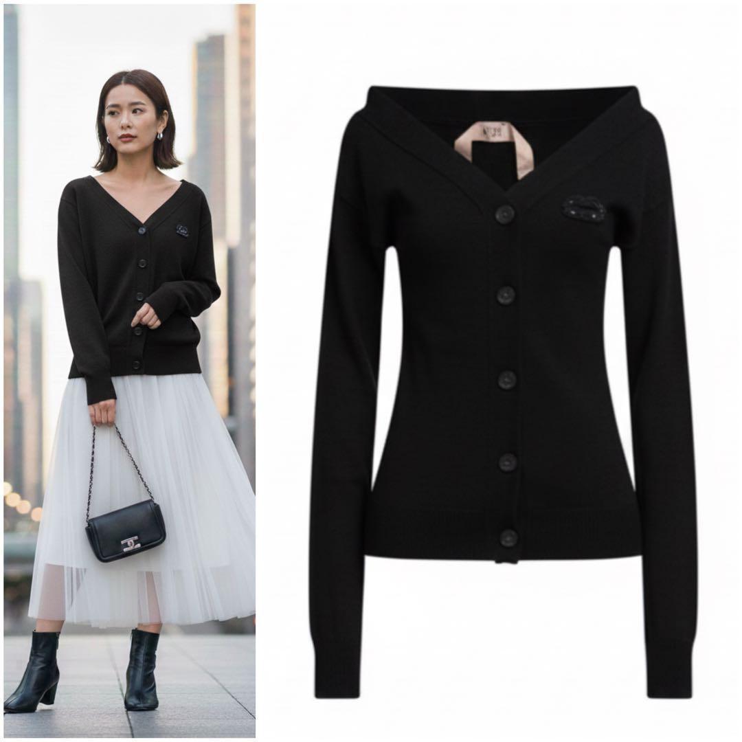 美品/N˚21　ビジューリップモチーフカーディガン　羽織り　ウール　ブラック