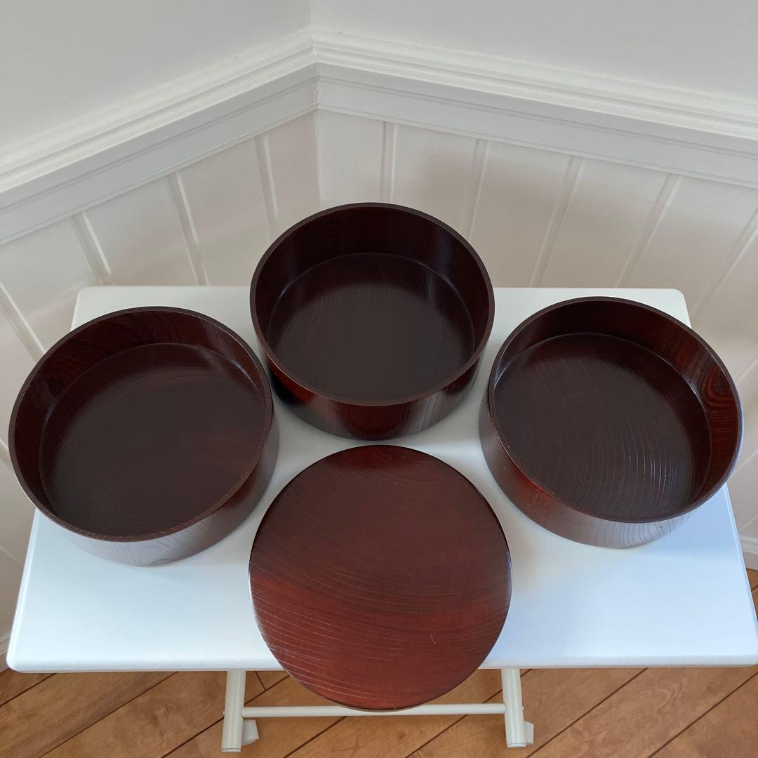 樹齢200年奥￼飛騨の天然木工芸品　乾燥4年ケヤキ重箱 3段 ダークブラウン