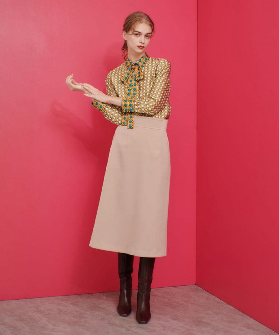 【新品未使用タグ付き】LOULOU WILLOUGHBYボウタイブラウスイエロー