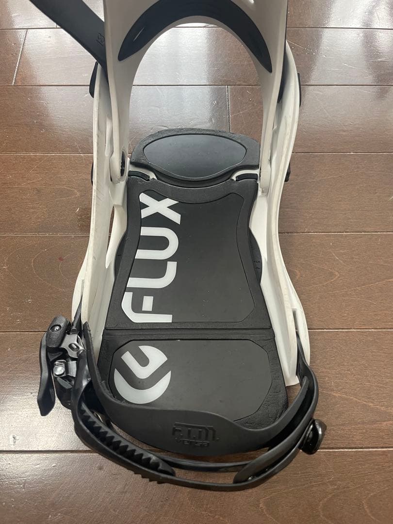 19-20 FLUX DS ビンディング ホワイト/ブラック　Mサイズ