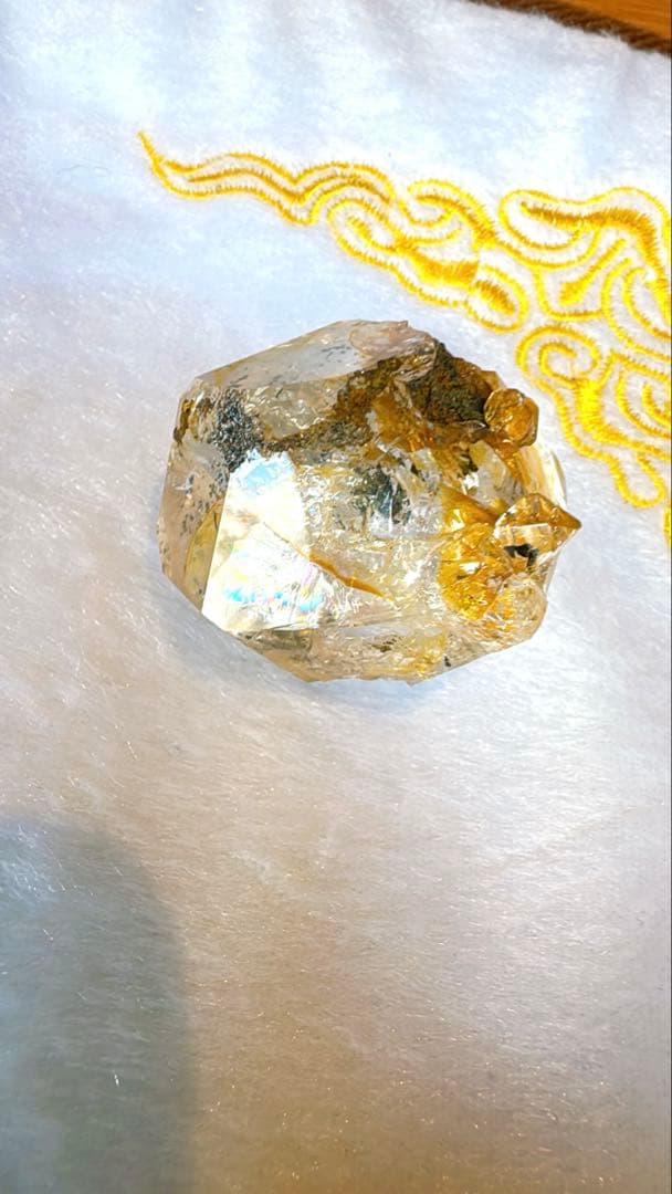 【1週間限定・特別価格】希少！ゴールデンハーキマーダイヤモンド原石