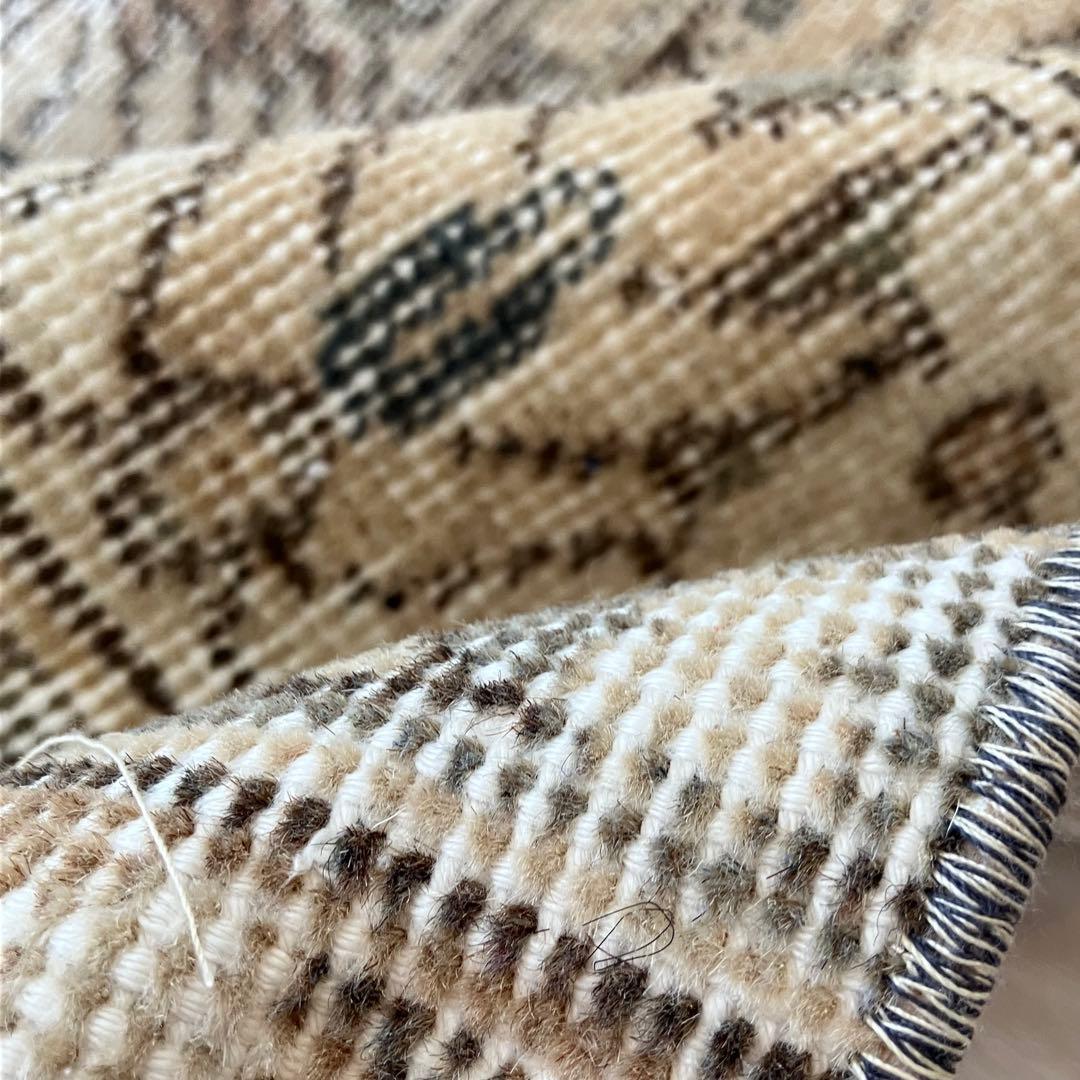 キャラメルベージュ55×119✳︎フラワー　L字デザイン　トルコヴィンテージラグ