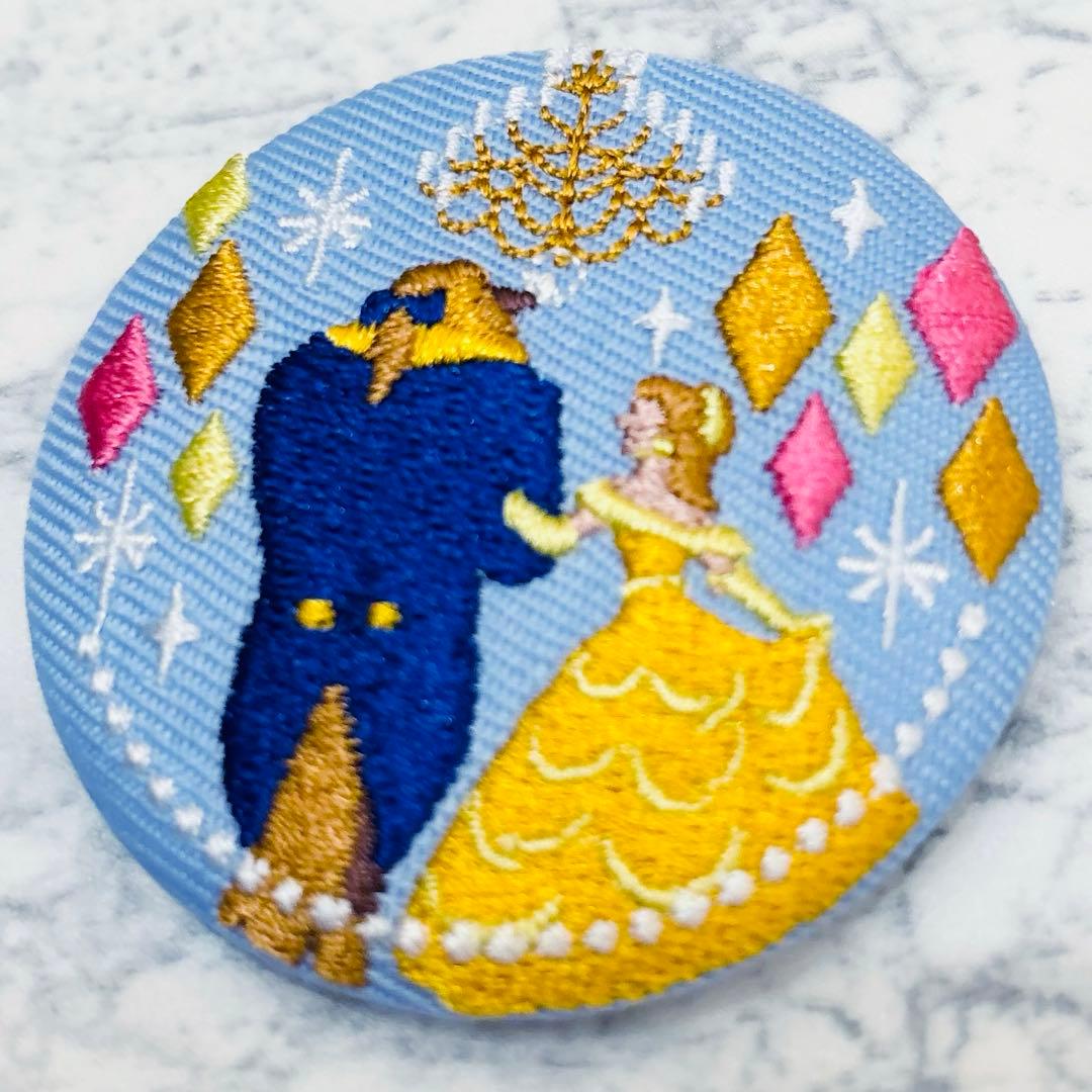 ディズニー 刺繍缶バッジ